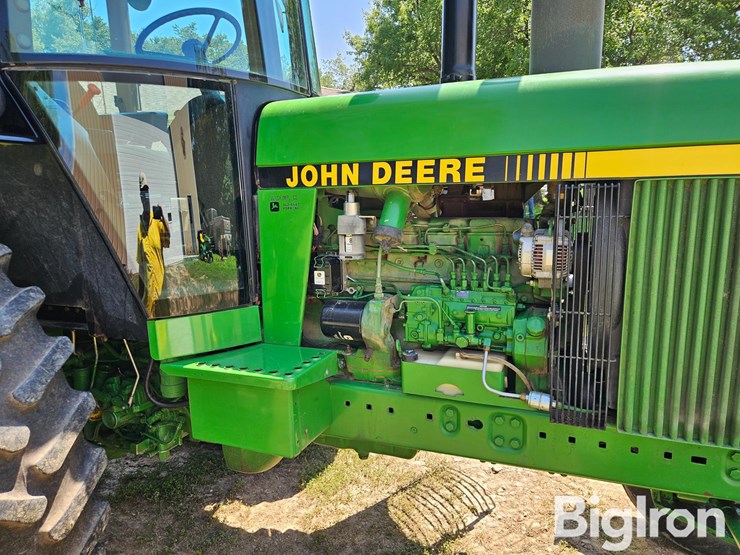 1992-john-deere-4255-image-15