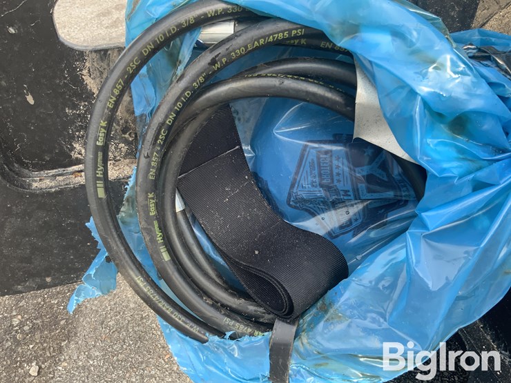 2025-kit-containers-qt-tp-skid-steer-tree/post-puller-image-16