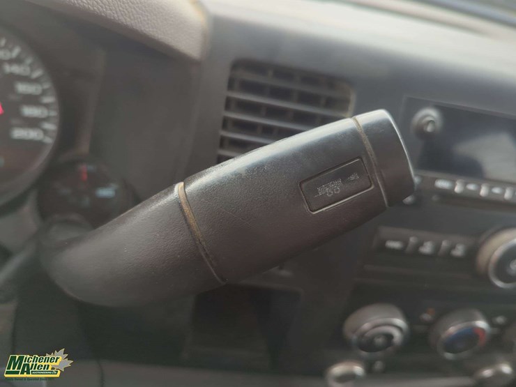 2013-gmc-sierra-1500-image-12