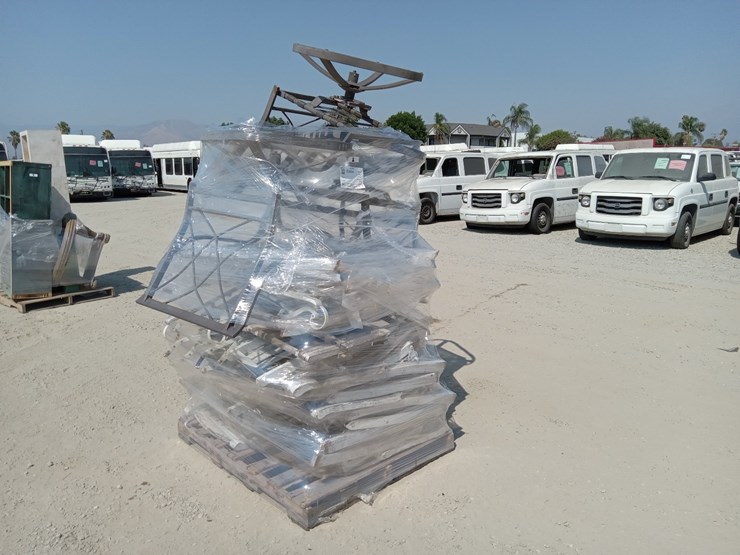 lot#---3-pallets-of-miscellaneous-items-image-1