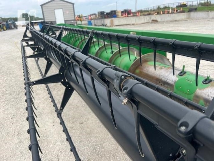 2011-john-deere-635f-image-19