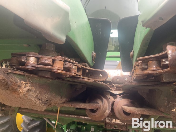2004-john-deere-894-image-17