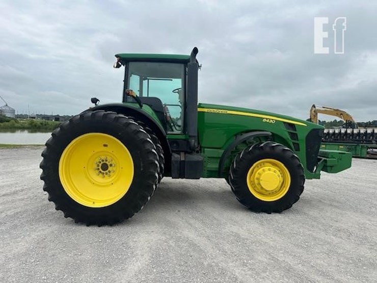 2007-john-deere-8430-image-8