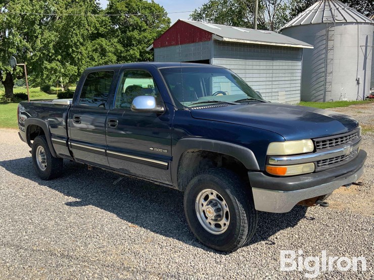 2001-chevrolet-silverado-image-3