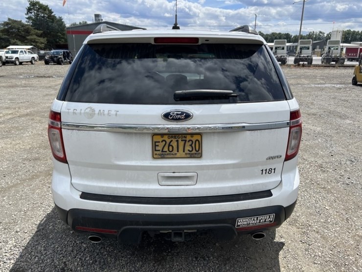 2014-ford-explorer-image-5
