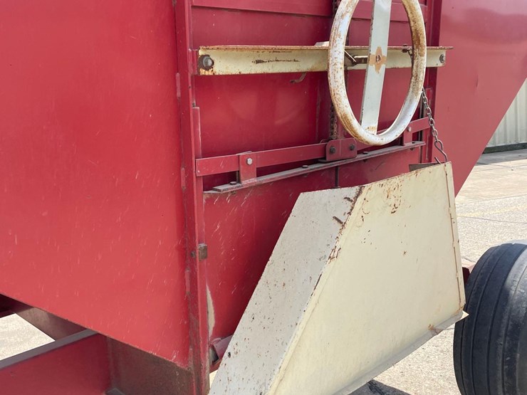 demco-325-image-14