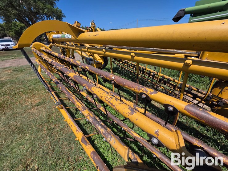 2013-vermeer-r2300-image-14
