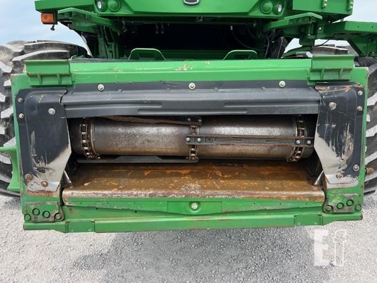 2014-john-deere-s670-image-15