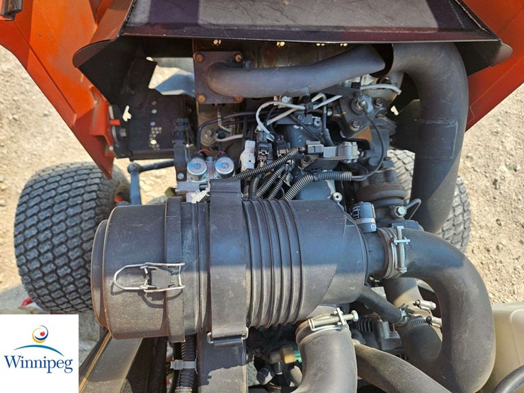 2016-kubota-f3990-image-18