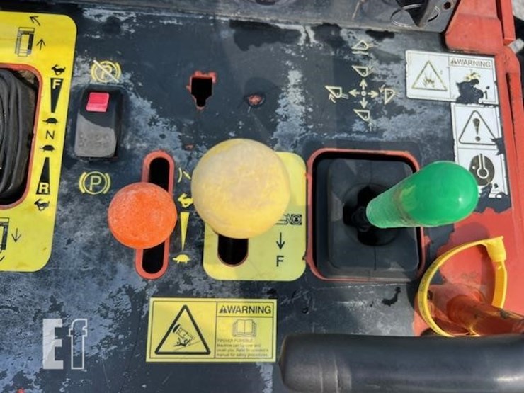 2019-ditch-witch-sk800-image-21