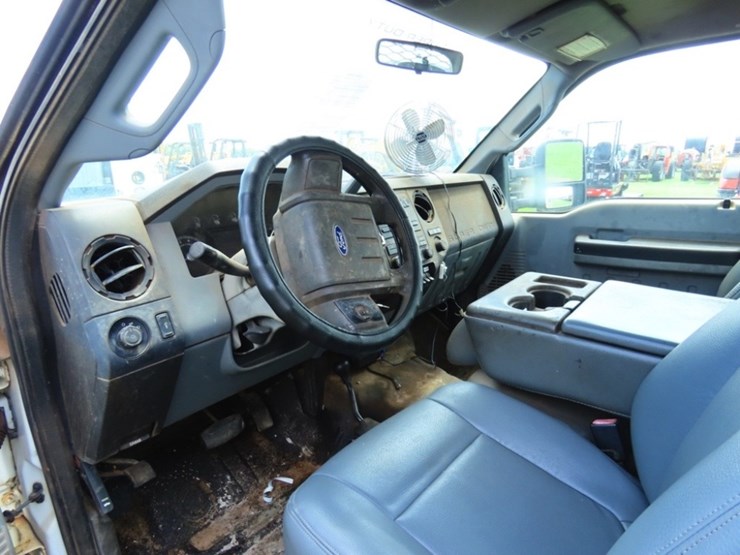 2011-ford-f350-xl-image-12