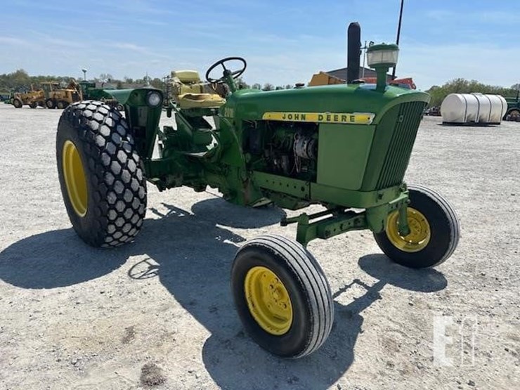 1963-john-deere-2010-image-8