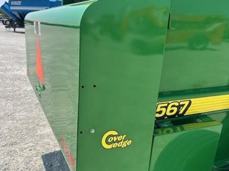 2001-john-deere-567-image-19