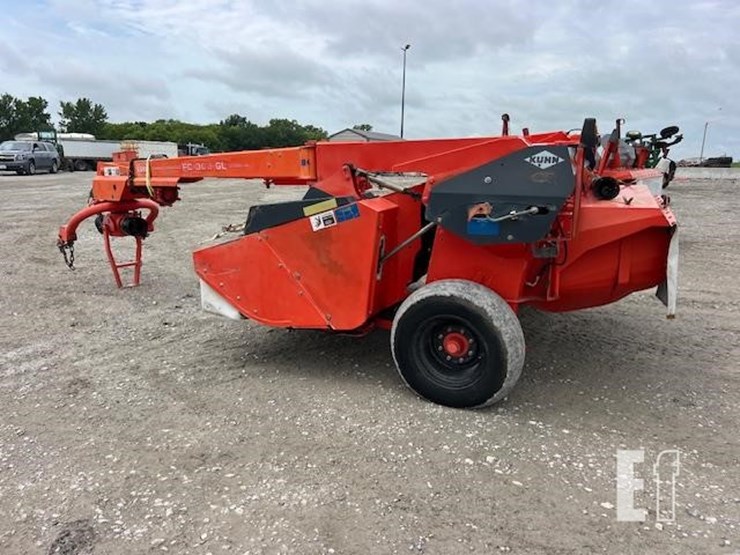 2014-kuhn-fc303gl-image-15