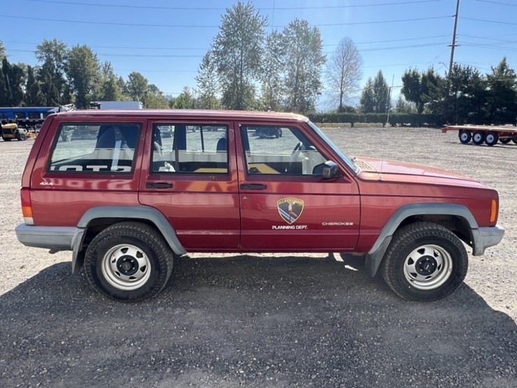 1999-jeep-cherokee-image-3