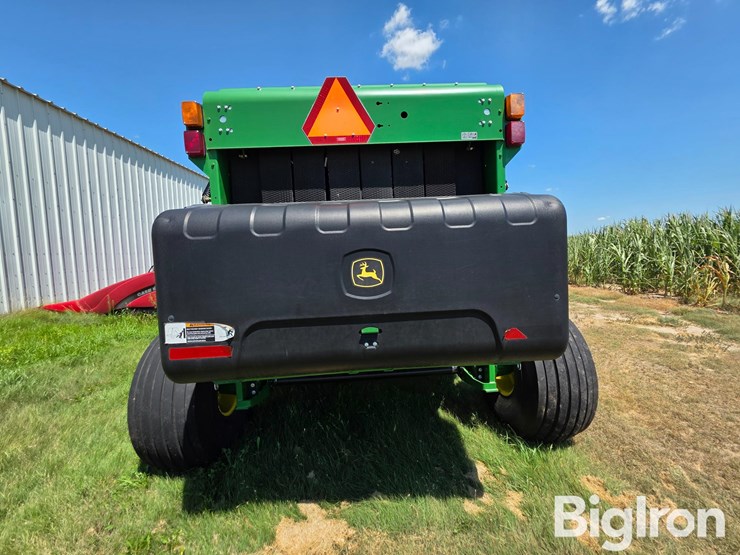 2019-john-deere-560m-image-6
