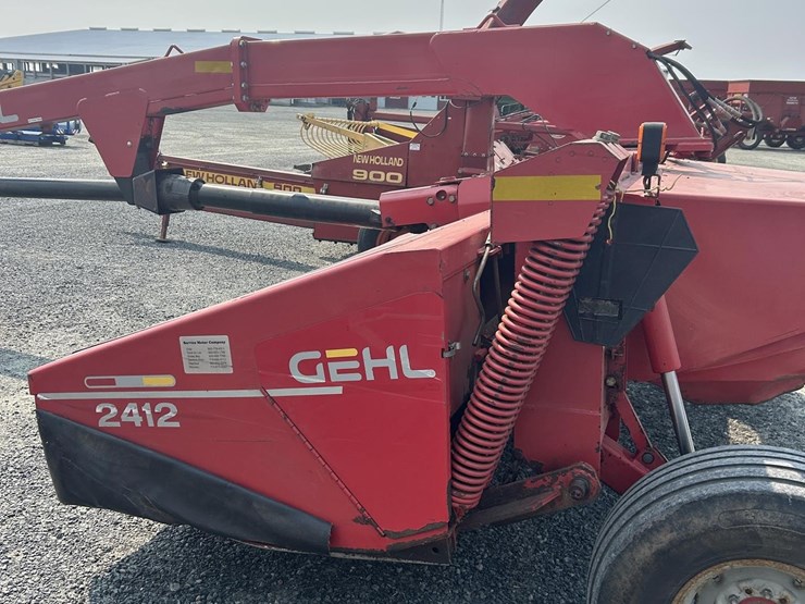 gehl-2412-image-3