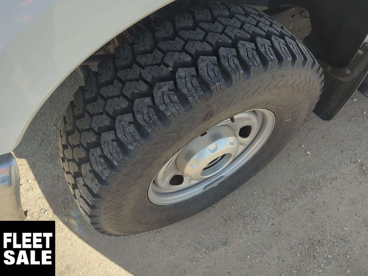 2021-ford-f250-image-24