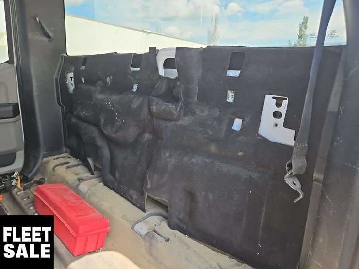 2020-ford-f350-image-19