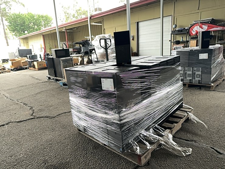 pallet-of-computers-image-1