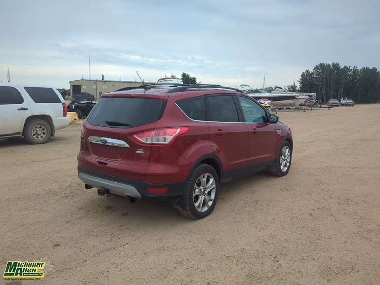 2013-ford-escape-sel-image-4