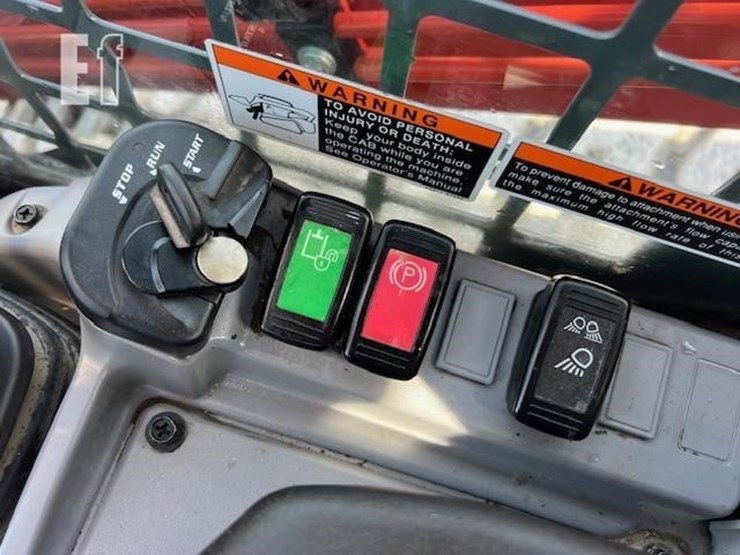 kubota-svl97-2-image-34