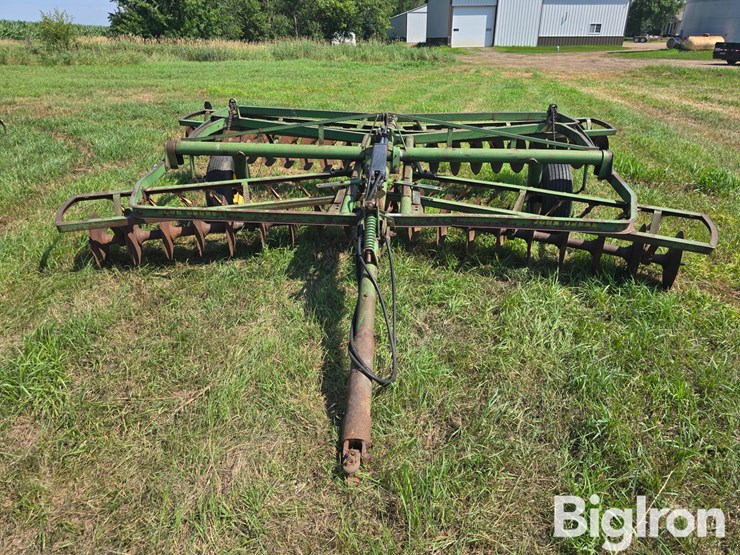 john-deere-aw-image-2