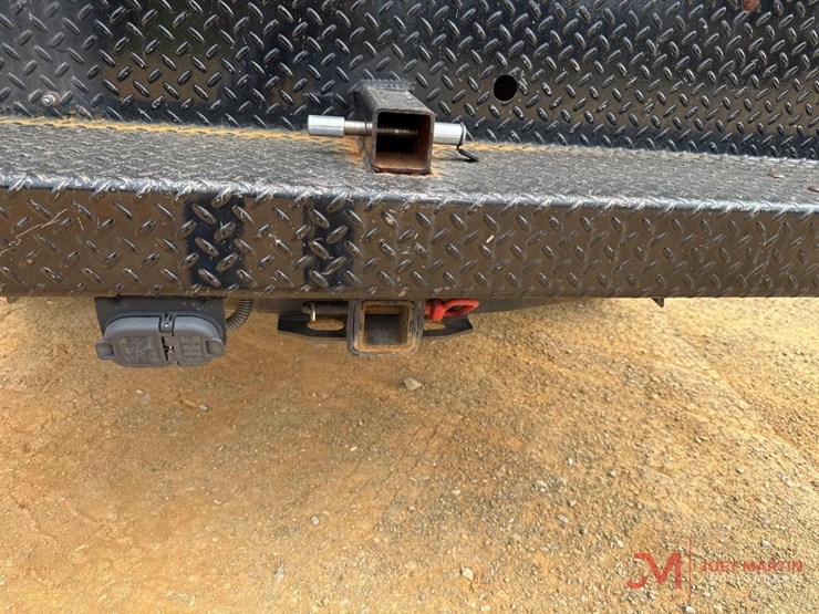 2012-ford-f250-xl-image-10