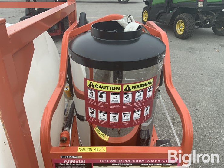 2024-allmetal-4000-psi-hot-water-high-pressure-washer-w/200-gal-supply-tank-image-17