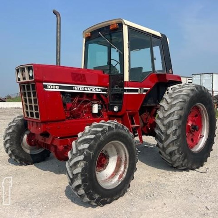 INTERNATIONAL 1086