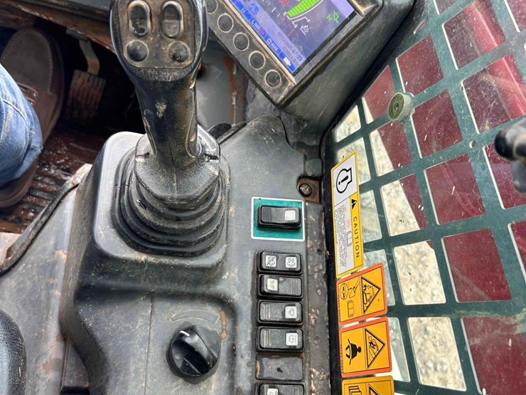 takeuchi-tl12v2-image-18