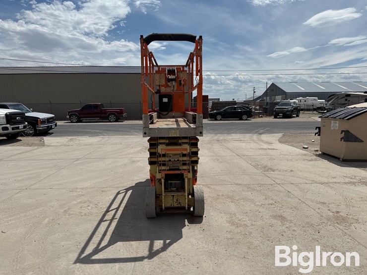 2006-jlg-2630es-image-6