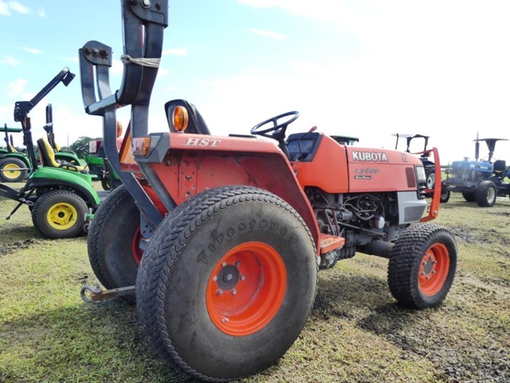 2010-kubota-l3400-image-3