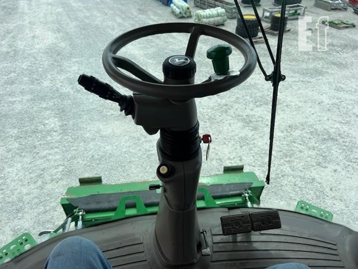2014-john-deere-s670-image-77