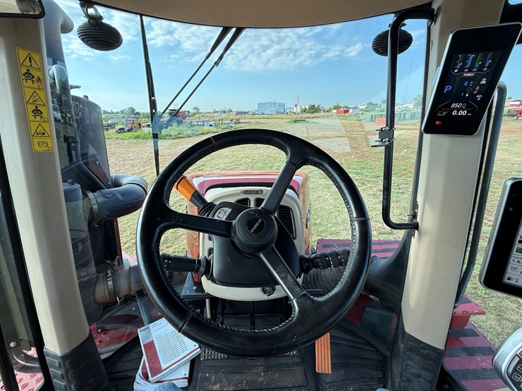 2023-case-ih-470-image-27