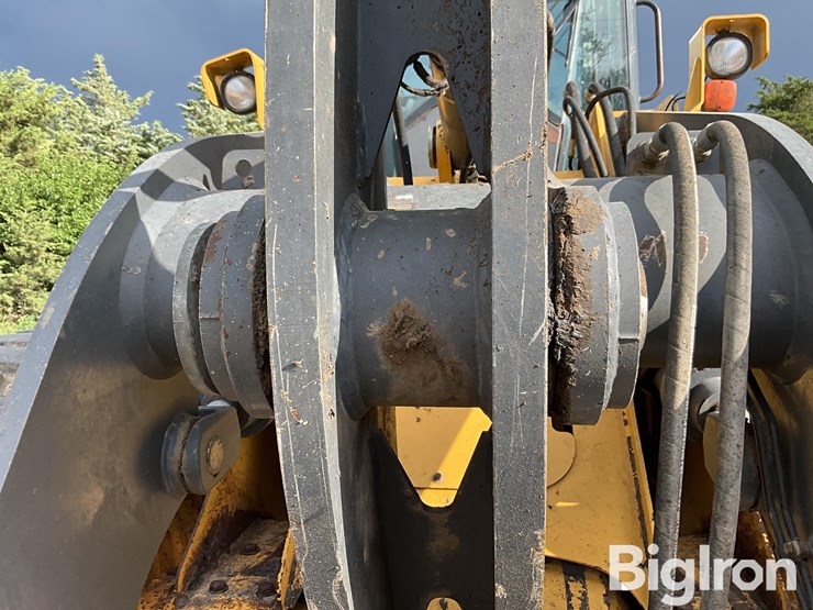 2009-deere-544k-image-15