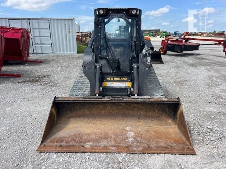 2020-new-holland-c332-image-9