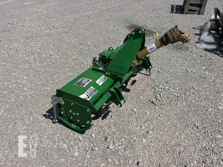 2021-john-deere-647-image-7