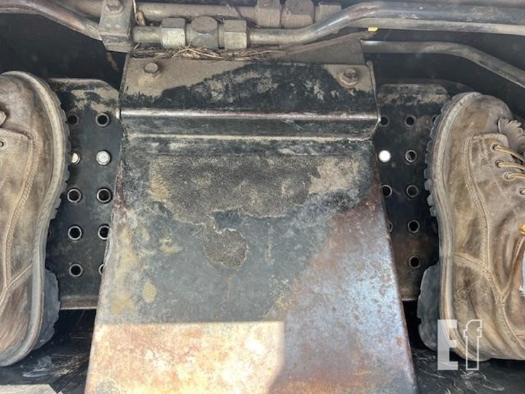 deere-250-image-20