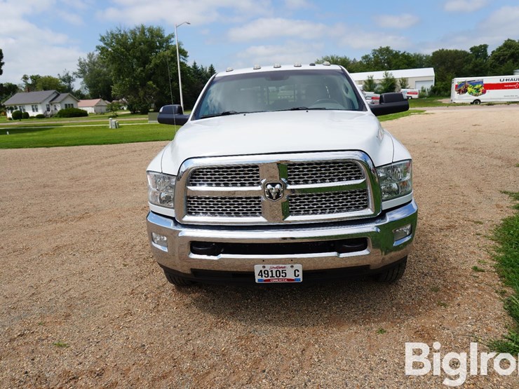2018-ram-3500-slt-image-2