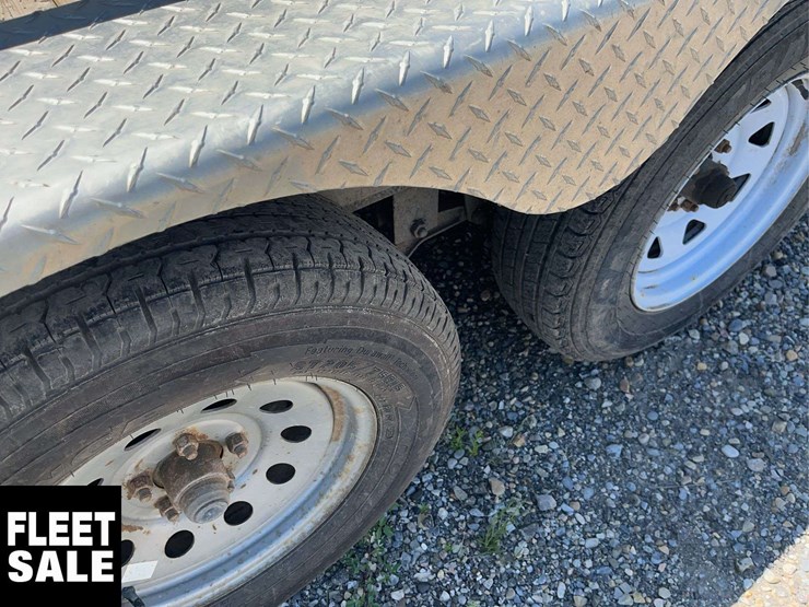 2021-load-trail-car-trailer-image-3