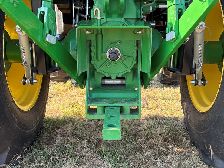 john-deere-4052r-image-18