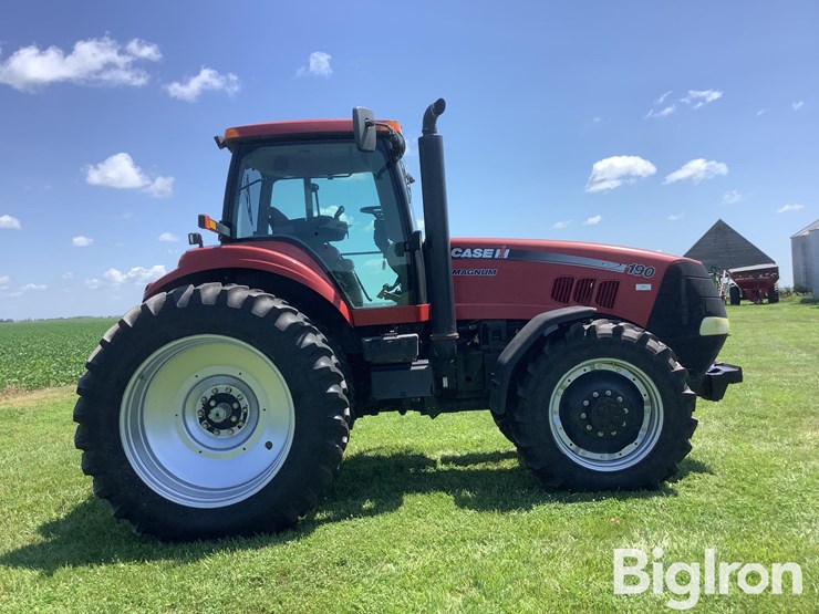 2010-case-ih-magnum-190-image-6