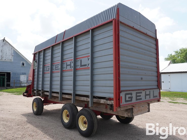 gehl-bu970-image-7