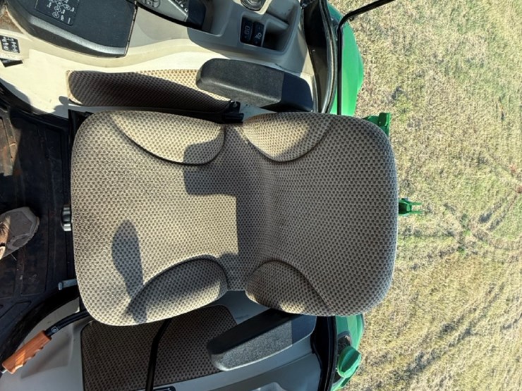 john-deere-4052r-image-21