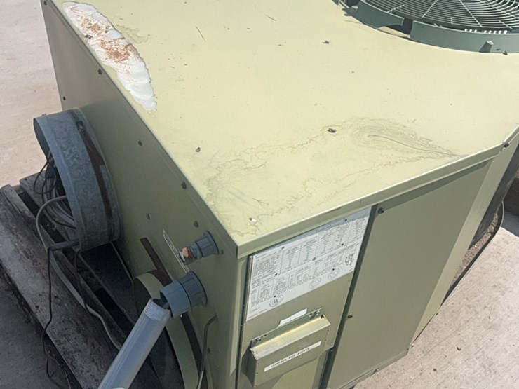 commercial-a/c-unit-image-12