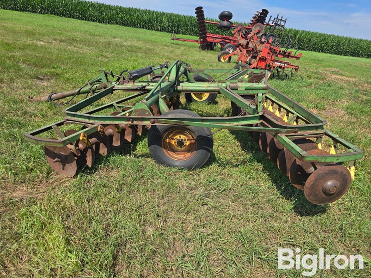 john-deere-aw-image-8
