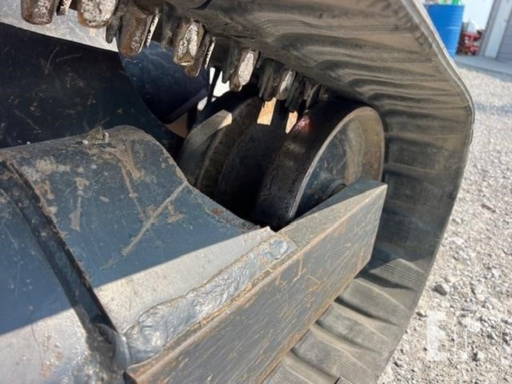 kubota-svl97-2-image-13