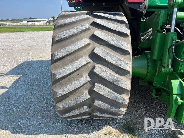 2010-john-deere-9530t-image-46