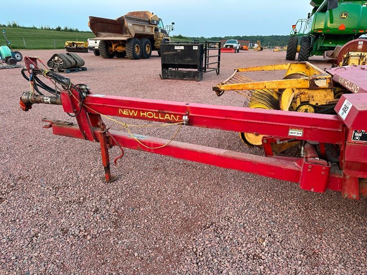 new-holland-790-image-7